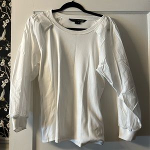 NWOT Veronica Beard white top